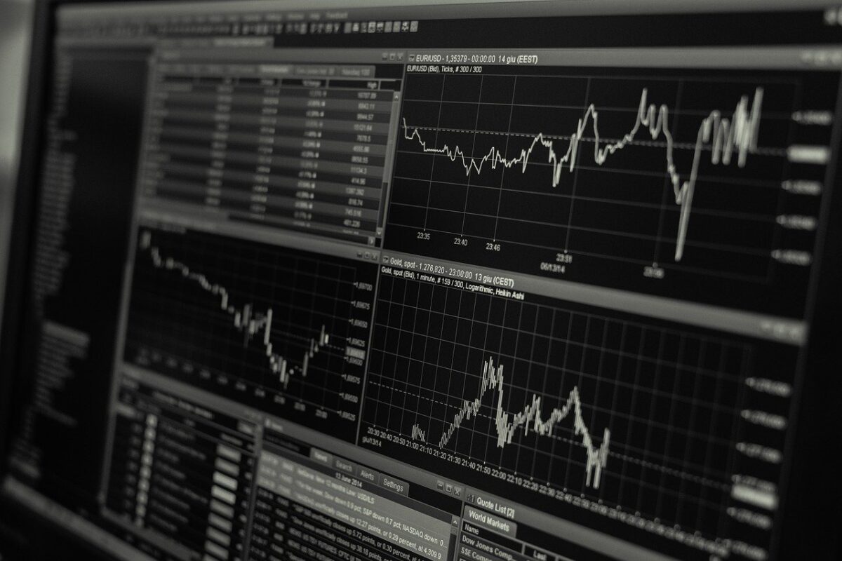 GRCとRank Tracker（ランクトラッカー）の機能・料金を比較した結果【2020年】